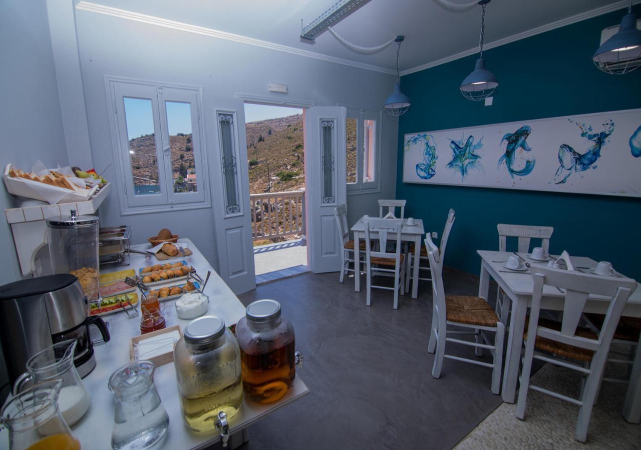 Niriides Hotel Apartments Sými Esterno foto