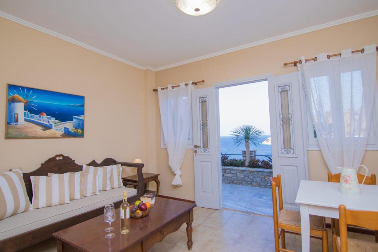 Niriides Hotel Apartments Sými Esterno foto